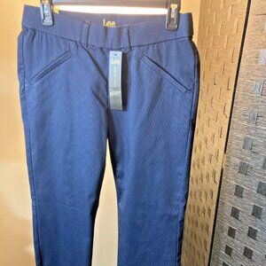 Lee Modern Series, Art Deco Blue, Midrise, Straight Leg, Size 6M
